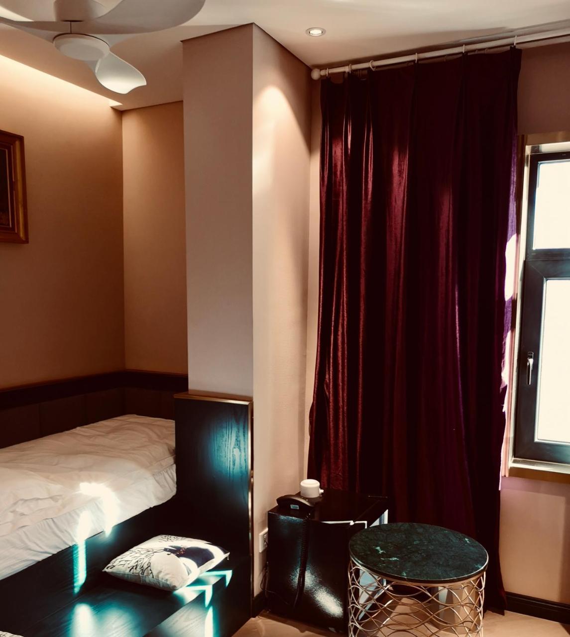 Moon And Chalice Boutique Hotel Côn Minh Ngoại thất bức ảnh